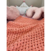 Плед ручной работы из пряжи Alize Puffy, персиковый, 100x120 см